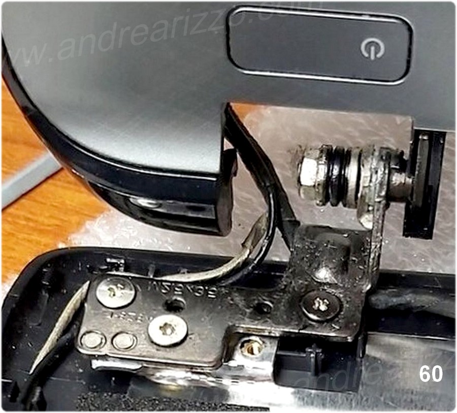 saldare cerniere Notebook DELL